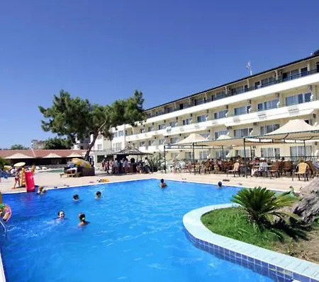 Szálloda Aquabella Beach